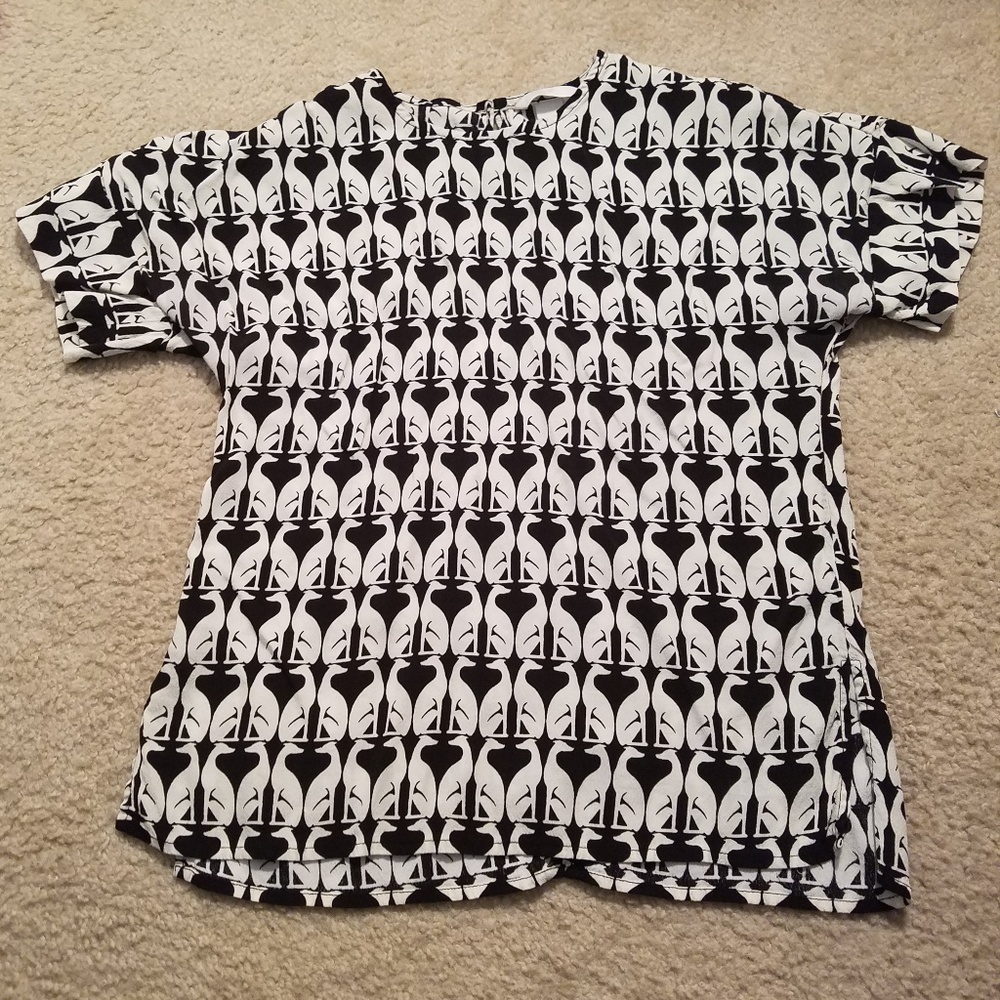H&M Egyptian Dog Print Shirt. Size US 6. B/W